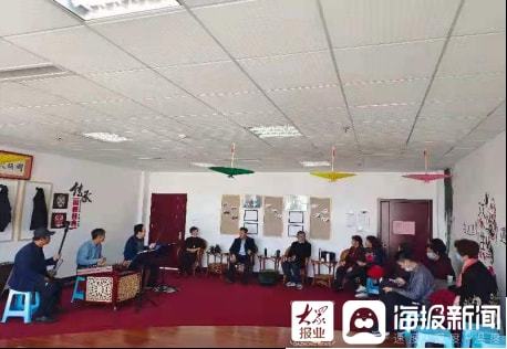 东营市组织 千团万人下乡进社区 文化志愿服务活动,把优质文化服务送到群众家门口